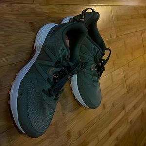 Train Running New Balances